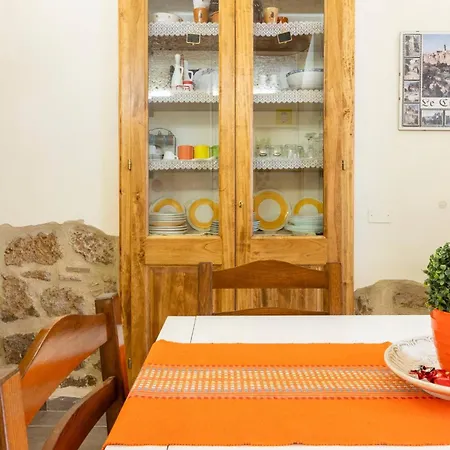 Sun Flowers House Pitigliano