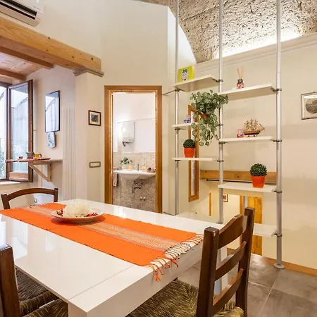 Apartament Sun Flowers House
